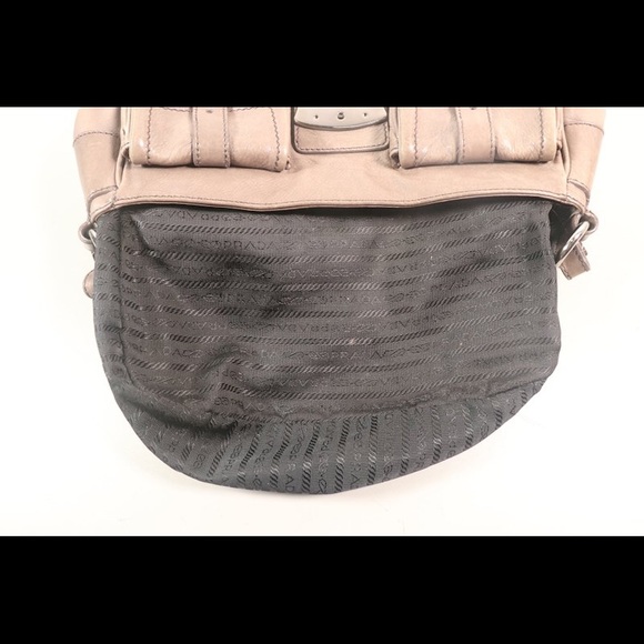 Prada Bag, authenticated! Joan Rivers necklace - Picture 2 of 9